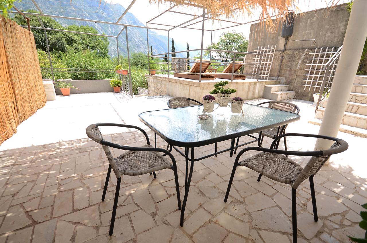 Stone House Dragutinovic Apartment Kotor Exterior photo