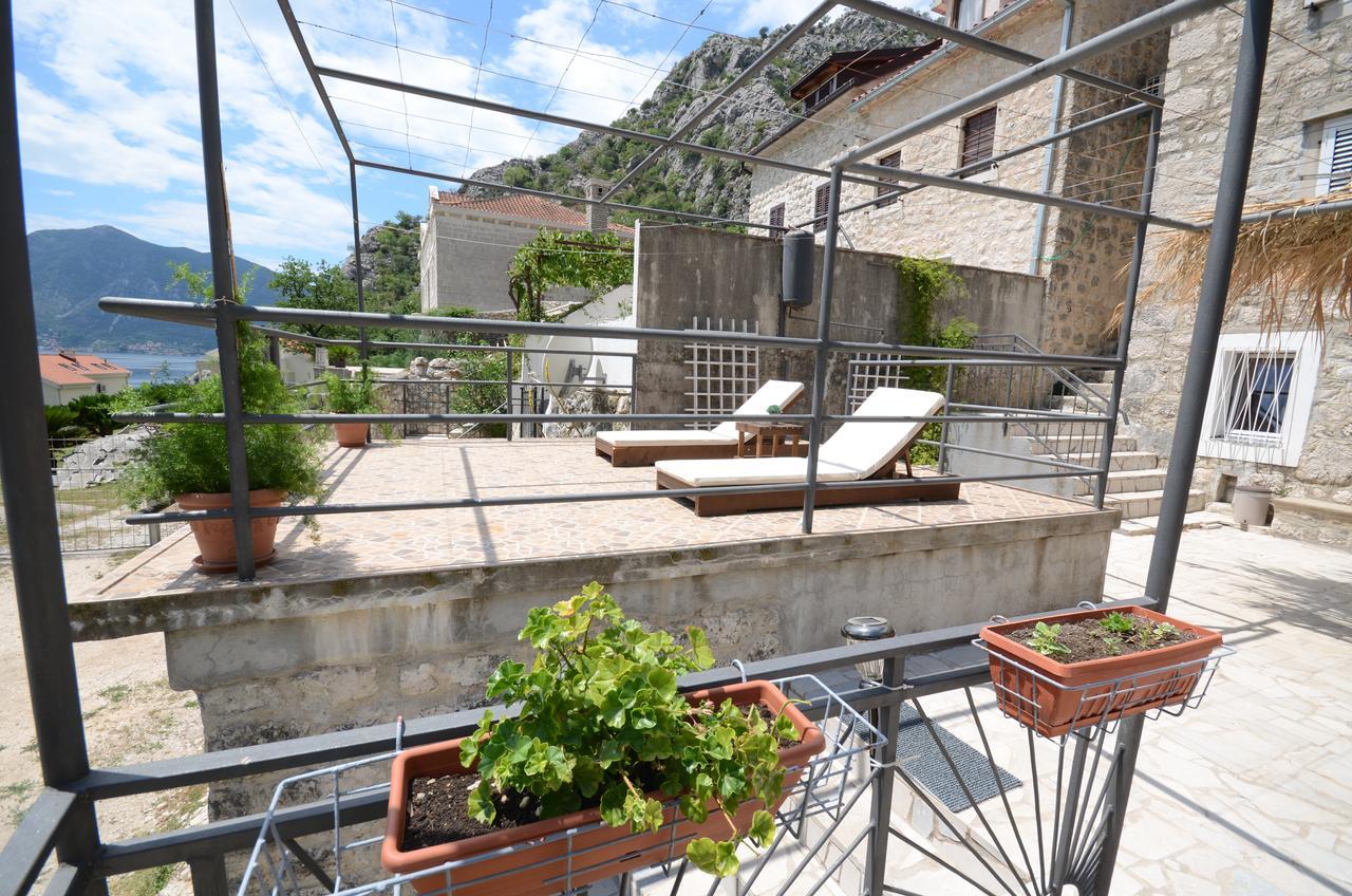 Stone House Dragutinovic Apartment Kotor Exterior photo