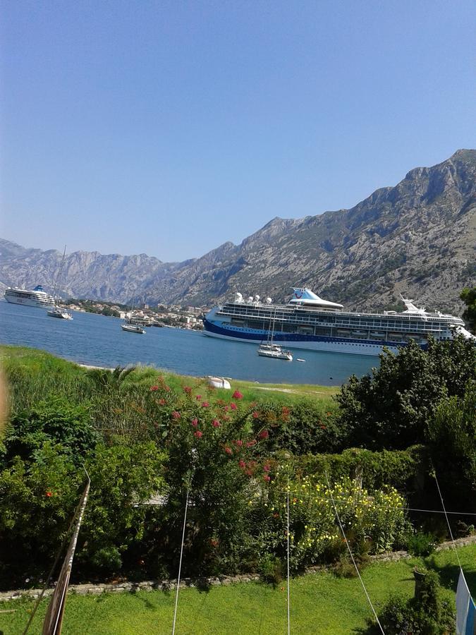 Stone House Dragutinovic Apartment Kotor Exterior photo